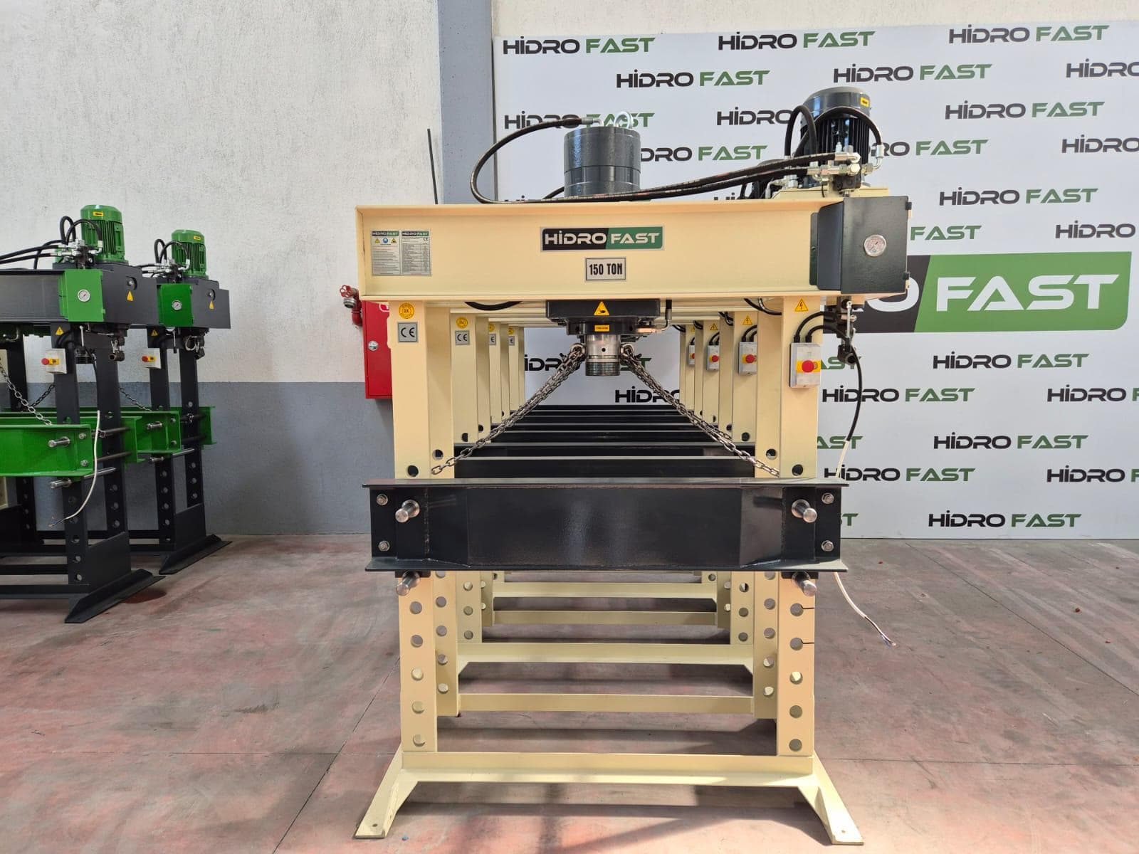 150 Ton Motorlu Kollu Gezer Kafa Hidrolik Atölye Presi